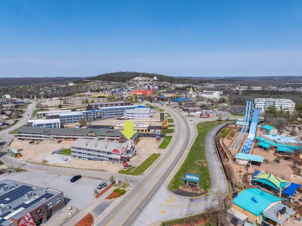 3500-3502 W 76 Country BLVD, Branson, MO 65616