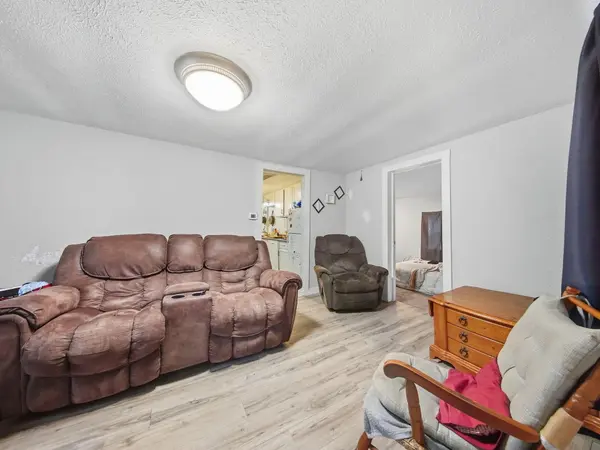 741 N Warren AVE, Springfield, MO 65802