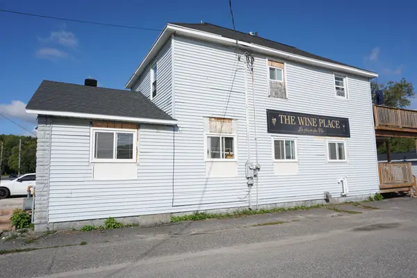 389 Whitewood AVE W, Temiskaming Shores, ON P0J 1P0