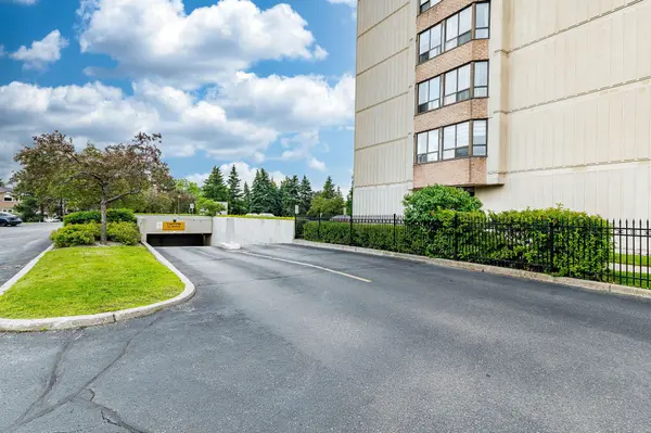 10 Malta AVE #210, Brampton, ON L6Y 4G6