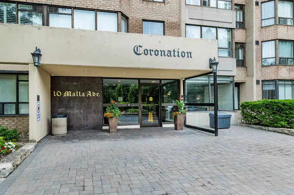 10 Malta AVE #210, Brampton, ON L6Y 4G6