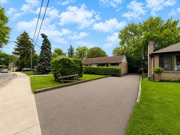 1214 Argreen RD, Mississauga, ON L5G 3J3
