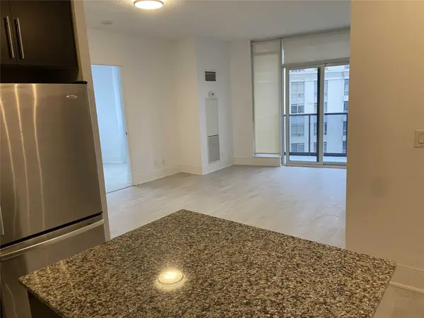 330 Burnhamthorpe RD #2707, Mississauga, ON L5B 3Y5