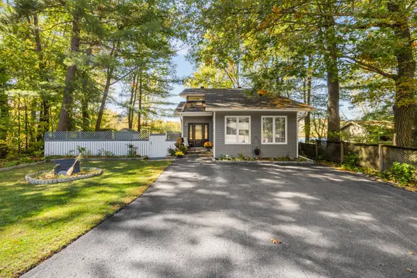 1312 Bayview DR, Constance Bay - Dunrobin - Kilmaurs - Woodlawn, ON K0A 3M0