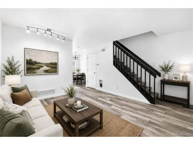 805 Summer, Highlands Ranch, CO 80126
