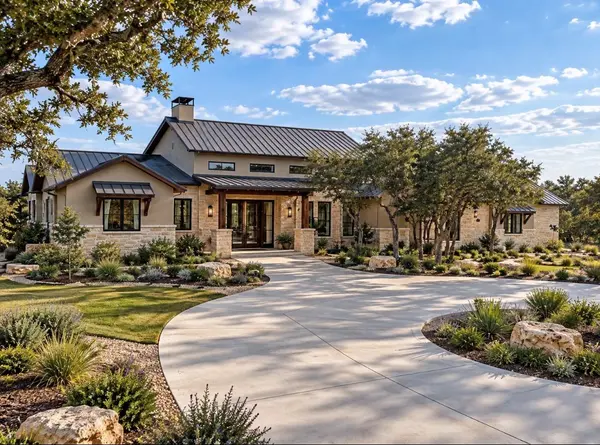 682 Evergreen CIR, Round Mountain, TX 78663