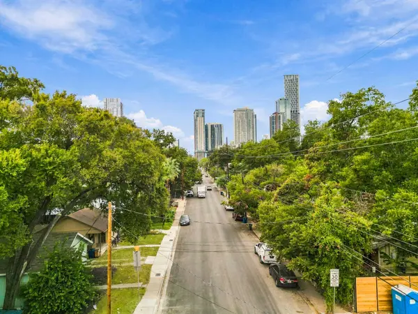 1507 1/2 Holly ST, Austin, TX 78702