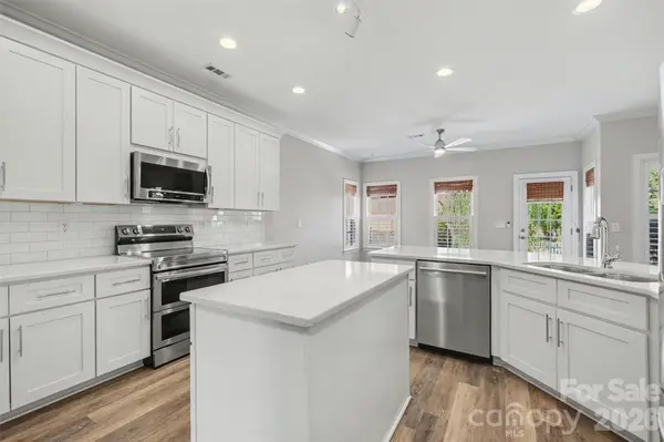 1006 Triple Crown DR, Indian Trail, NC 28079