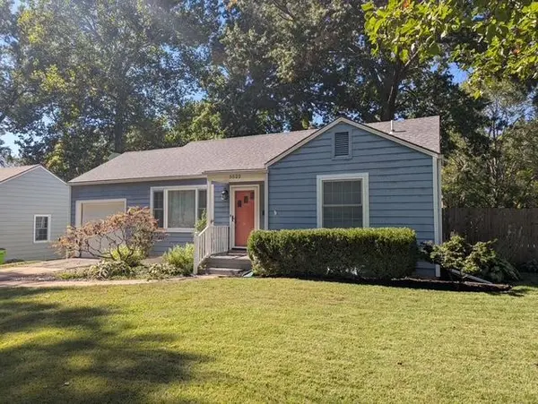5522 LINDEN ST, Roeland Park, KS 66205