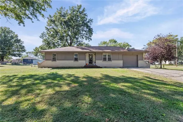 903 Oak ST, Overbrook, KS 66524