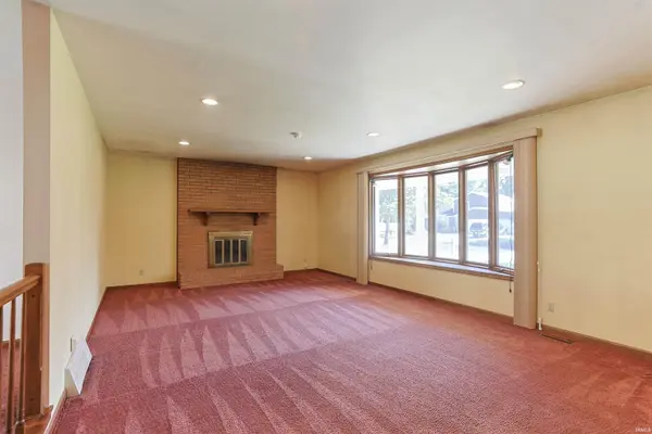 15859 Homestead TRL, Granger, IN 46530