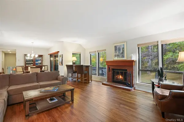 350 Heritage Hills DR #C, Somers, NY 10589