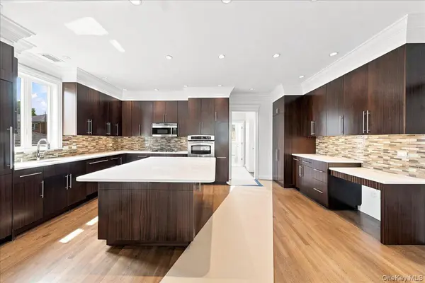 3533 Ropes AVE, Bronx, NY 10475