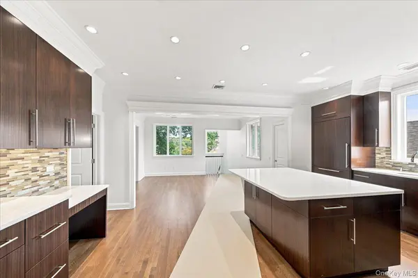 3533 Ropes AVE, Bronx, NY 10475