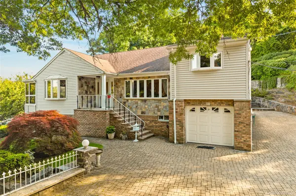 81 Avondale RD, Yonkers, NY 10710