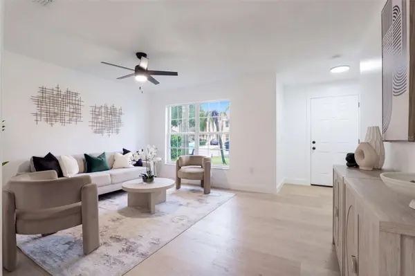 381 AUGUSTINE CT, Oviedo, FL 32765