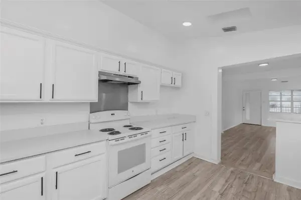 8021 N EDISON AVE, Tampa, FL 33604