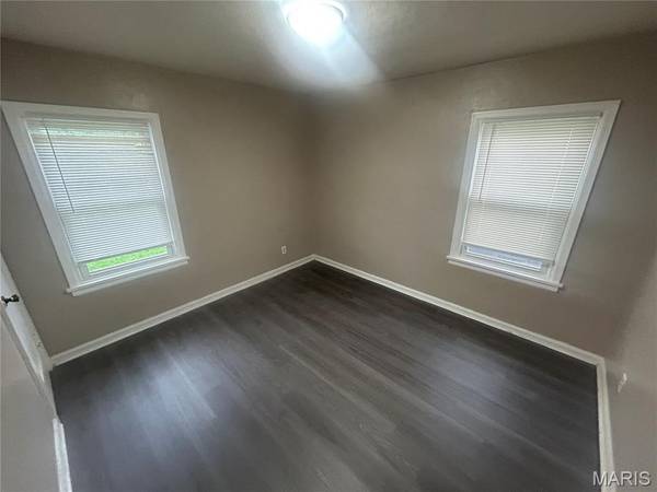 8019 Aline AVE, Berkeley, MO 63134