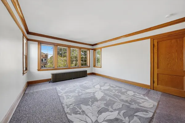 1826 Elmwood AVE #2, Berwyn, IL 60402