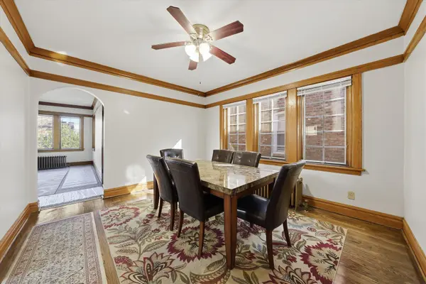 1826 Elmwood AVE #2, Berwyn, IL 60402