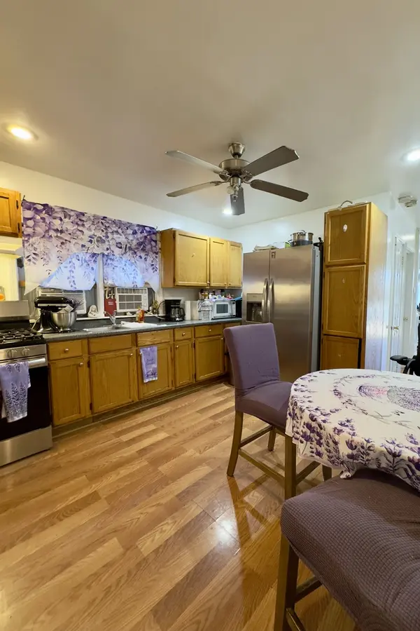 5263 S Central AVE, Chicago, IL 60638