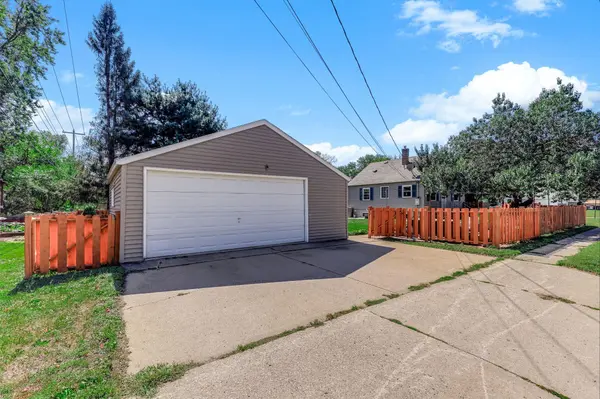 8201 Stevens AVE S, Bloomington, MN 55420