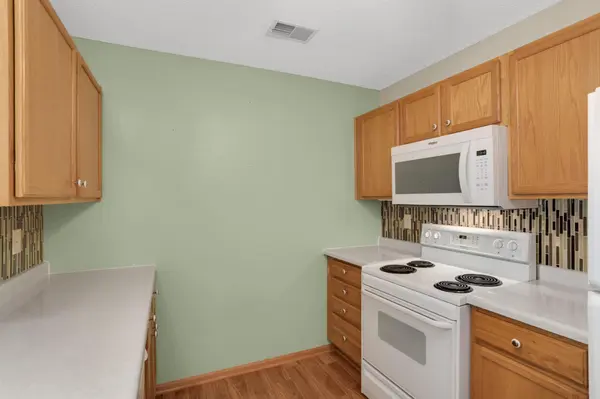 216 Emerson AVE E, West Saint Paul, MN 55118