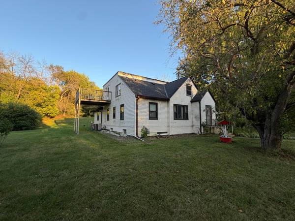 1836 Kennard ST, Maplewood, MN 55109