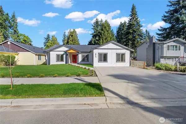 5117 144th ST SW, Edmonds, WA 98026