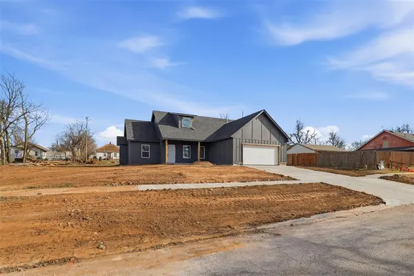 218 N Grand AVE, El Reno, OK 73036
