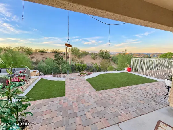 80 W Monte Cristo DR, Wickenburg, AZ 85390