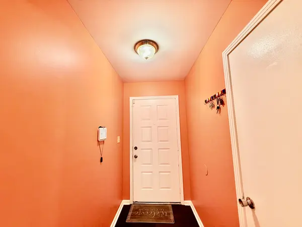 620 Doane Dr, Clarksville, TN 37042