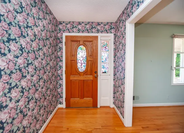 124 Midland DR, Boiling Springs, SC 29316