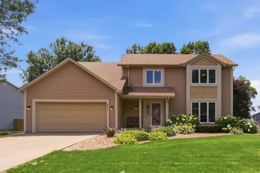 9643 Polaris LN N, Maple Grove, MN 55369