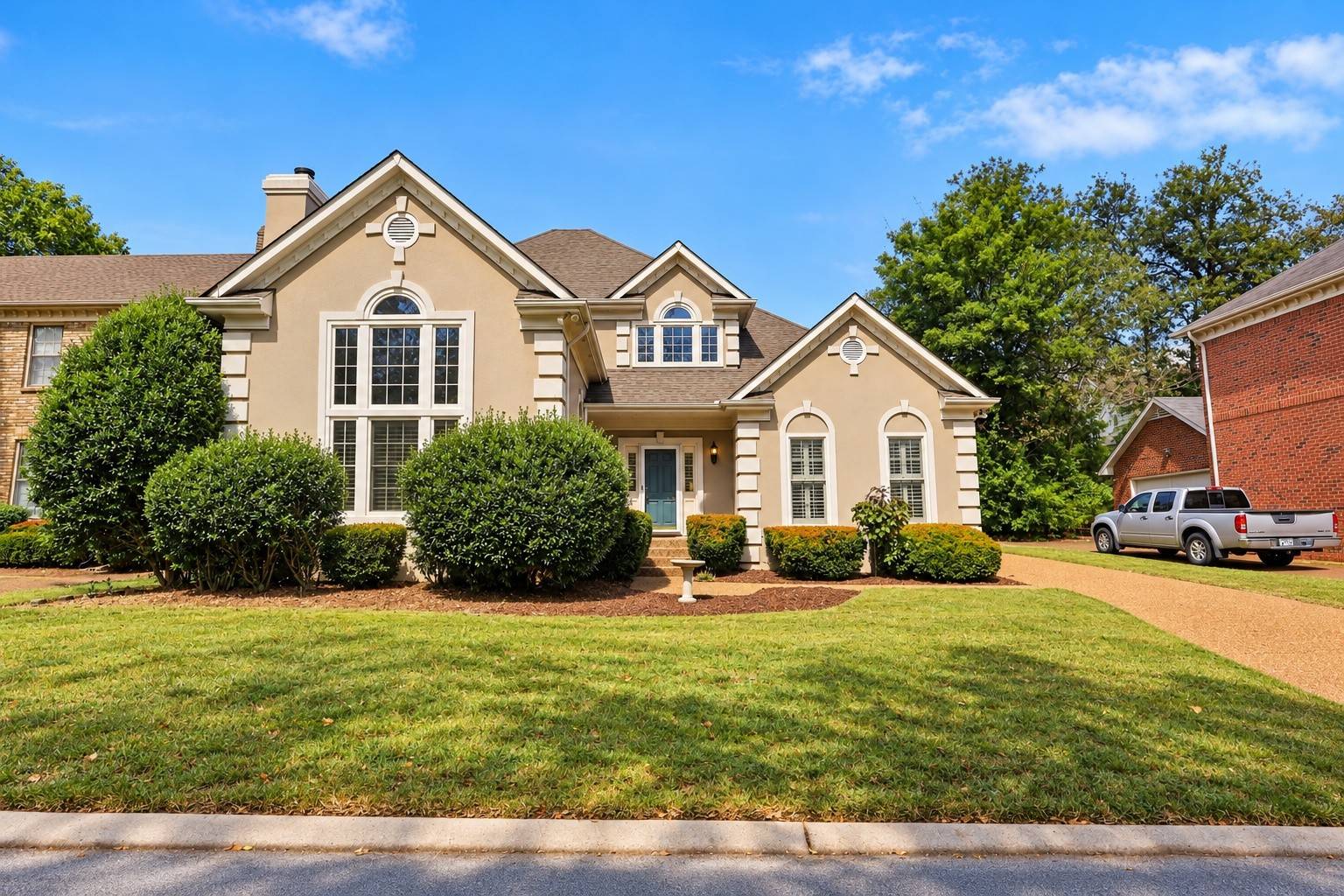 206 Belle Lake Dr, Nashville, TN 37221