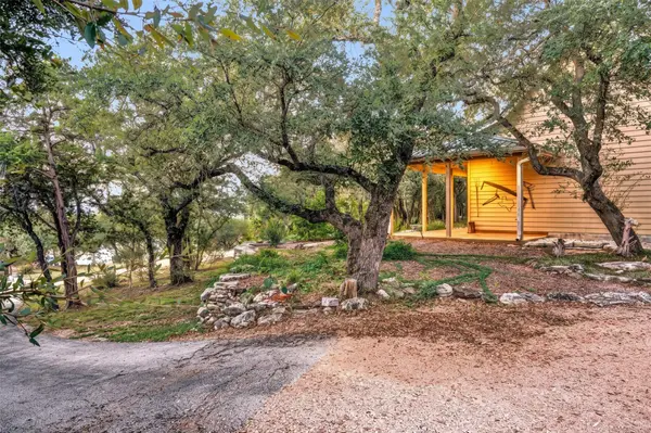 1761 Cottonwood RD, Fischer, TX 78623
