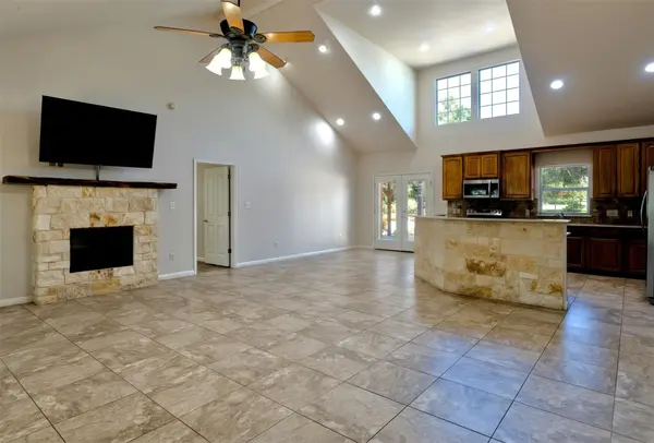 1761 Cottonwood RD, Fischer, TX 78623