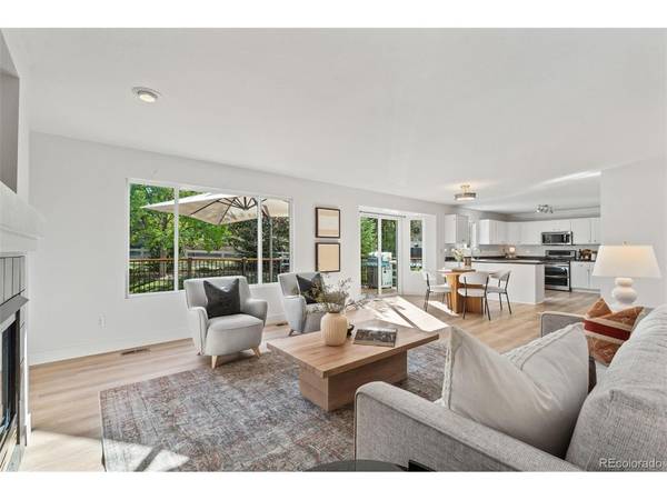 9736 Fox Den, Littleton, CO 80125