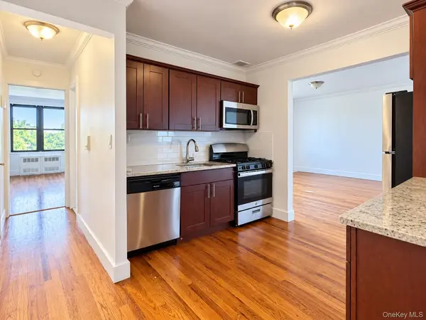 150-30 71 AVE #5H, Kew Garden Hills, NY 11367