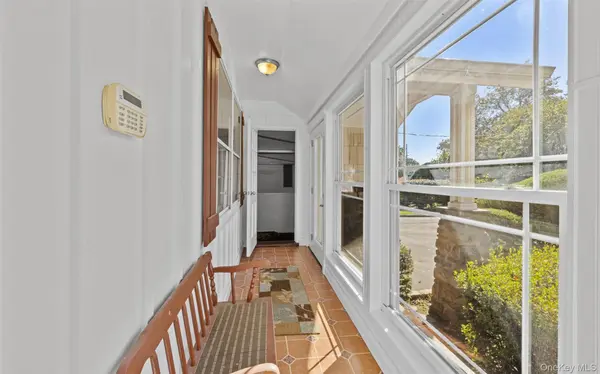 189 Atlantic AVE, Hempstead, NY 11550