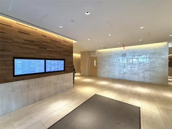 38-08 Union ST #2E, Flushing, NY 11354