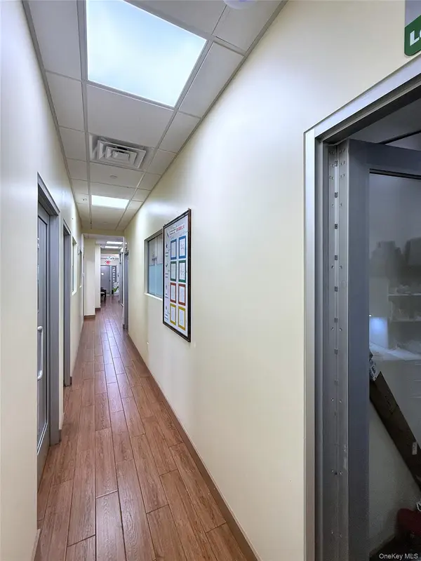 38-08 Union ST #2J, Flushing, NY 11354