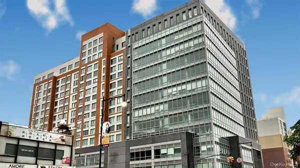 38-08 Union ST #2K, Flushing, NY 11354