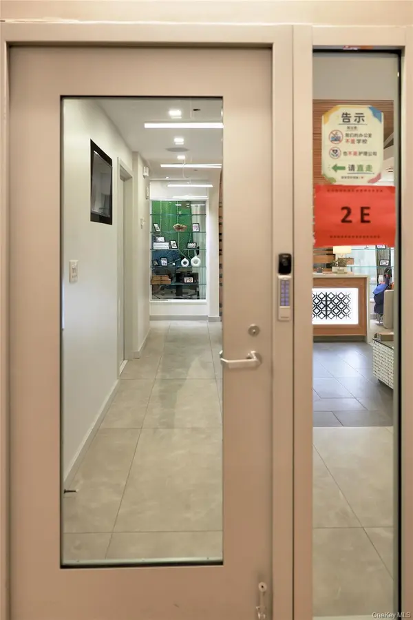38-08 Union ST #2K, Flushing, NY 11354