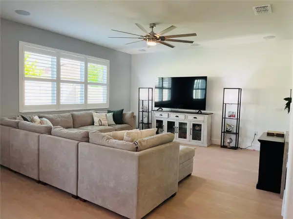 14037 PECAN ORCHARD DR, Winter Garden, FL 34787