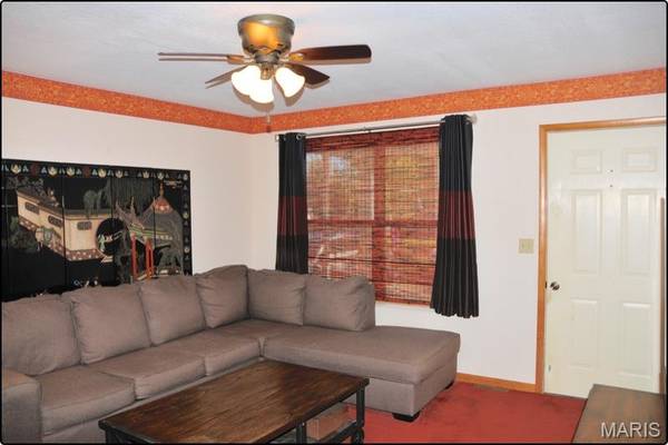 404 S Tellman AVE, Belle, MO 65013