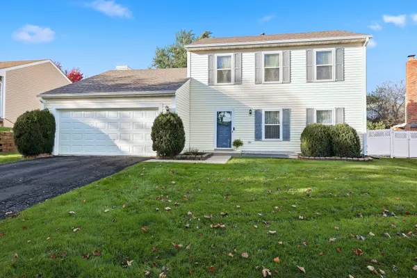 21 N Walnut CT, Streamwood, IL 60107