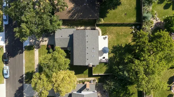 9360 Margail AVE, Des Plaines, IL 60016