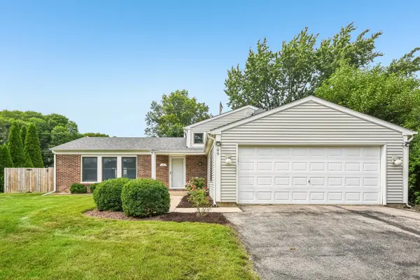 89 Foxcroft RD, Naperville, IL 60565