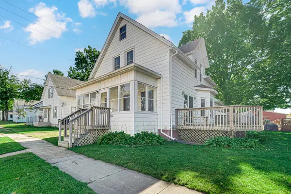 908 2nd ST, La Porte, IN 46350